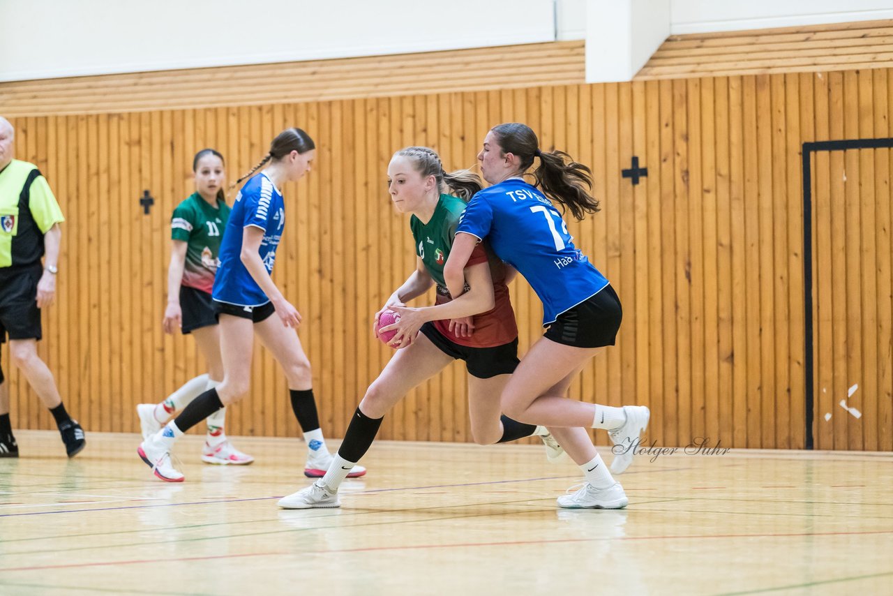 Bild 94 - wCJ TSV Ellerau - HSG Kremperheide/Muensterdorf : Ergebnis: 22:20